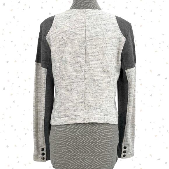 CAbi Jacket Gray Neutral Modern Style Office Fit Shoulder Pads Corpcore Size M - Picture 2 of 13